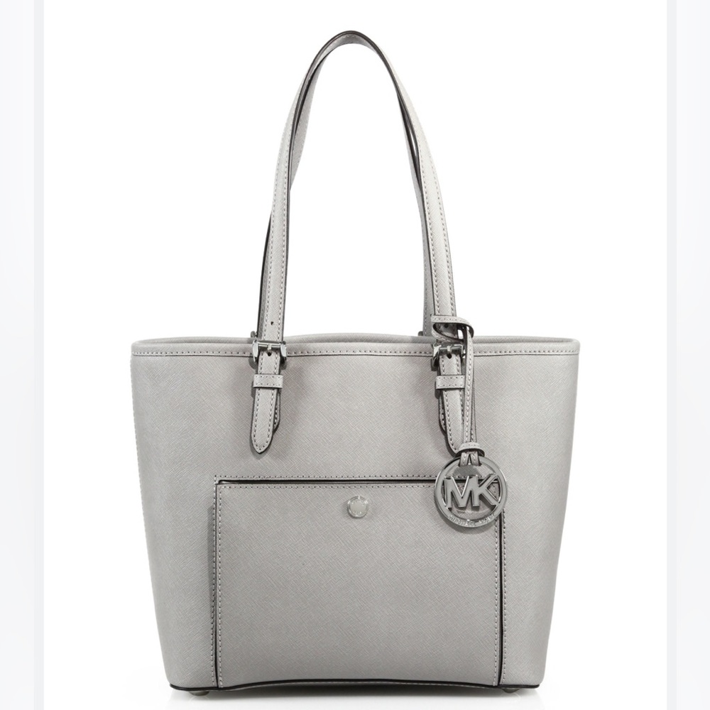 Michael Kors Jet Set - Medium Snap Pocket Tote - Leather in Gray